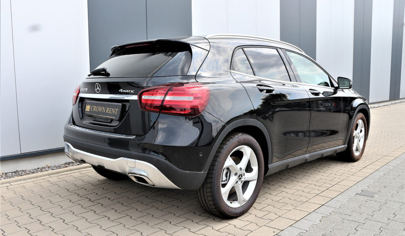 Mercedes-Benz GLA 4Matic voll